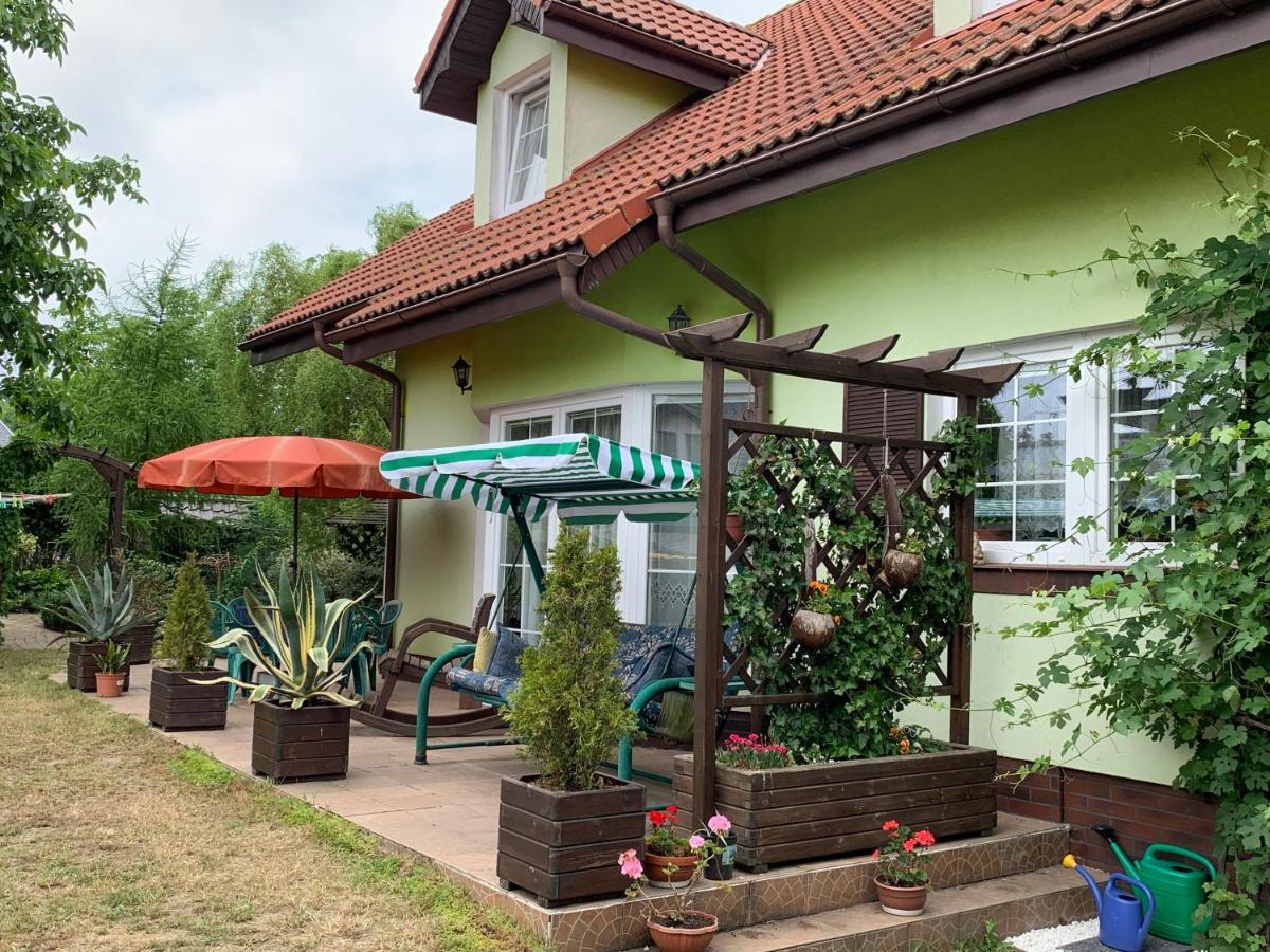 Kanarek Ustka Luaran gambar